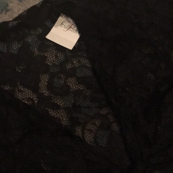 FREDERICK’S of HOLLYWOOD Lace Undie and Tie-Top 🕷 - Picture 2 of 13